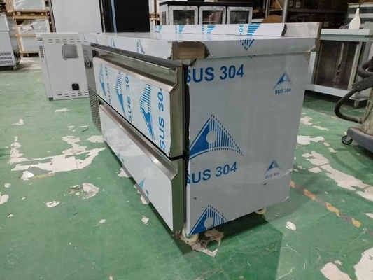 カスタマイズされた 商業用冷蔵庫 冷蔵庫 60 " カウンター底冷蔵庫 2 引き出し 115v 304 シルバー