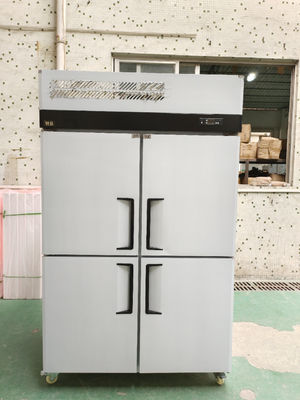 商用 4 ドア 縦冷蔵庫 ステンレス スチール リッチイン 冷蔵庫 パン屋 冷蔵庫 トレイ付き