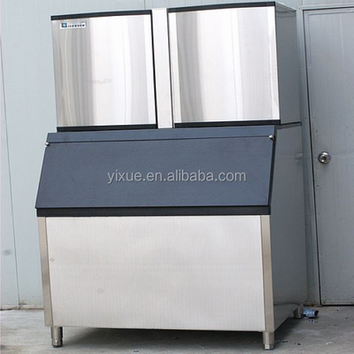 商用立方体製氷機 681kg 日水冷却 220V